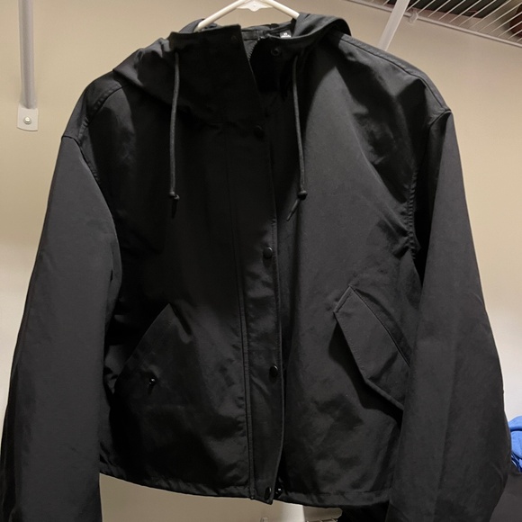 Brand new uniqlo parka - Picture 2 of 5